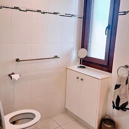 Monte Duquesa Luxury 2 Bed With Pool Close To Port And Apartment Manilva