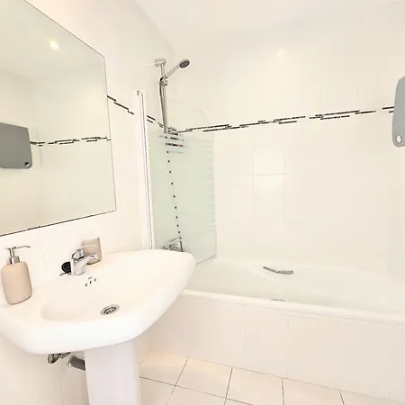 Monte Duquesa Luxury 2 Bed With Pool Close To Port And